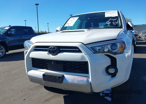 2022 Toyota 4Runner Trd Off Road Premium from USA, damaged, VIN JTERU5JR8N6075583